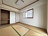 寝室：和室のため調湿効果があり、足元が冷えにくいため快適な生活ができます！