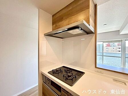 3口コンロでメインとおかずとスープが一気に調理できますね♪