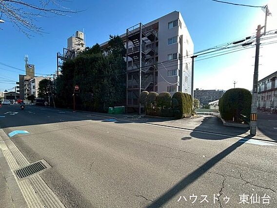 前面道路含む現...