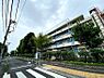 周辺：港区立青南小学校 810m