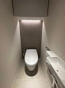 タンクレストイレ採用で、すっきりとした上質な空間に。