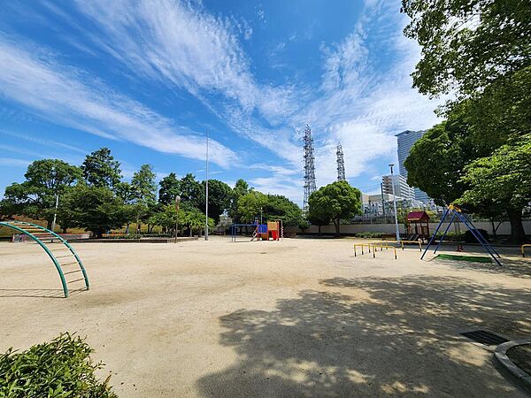 周辺を拡大表示