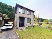 平成10年築。室内綺麗にお使いです。別途居宅一棟付いてきます！