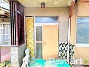 〜お住まいの顔「玄関」〜 ・毎日お出かけの際もご帰宅の際も通る玄関。 ・ドアの交換や鍵の交換・追加などもお気軽にご相談くださいませ。 