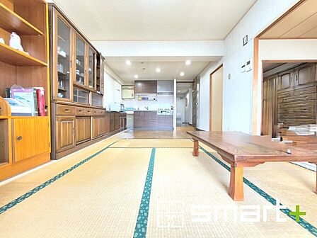 ～ぜひ現地でご内覧くださいませ～ ・間取図では分からないポイントが多々ございますので、ぜひ現地でご内覧くださいませ。 ・リフォームなどのご相談もお任せください。 