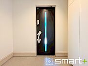 ～余裕の広さの玄関～ ・玄関スペースを大きく取る事でご帰宅された際の開放感が違います。 ・お客様を出迎える顔にもなる玄関、この広さは魅力的ですね。ぜひ現地でご体感くださいませ。 