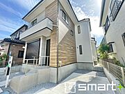 ～ご家族を守る「耐震等級3」～ ・住宅性能評価において「耐震等級3」を取得。地震に強い家であることが証明されております。 ・倒壊の恐れが低くなりますので、地震保険が半額になるメリットも。 