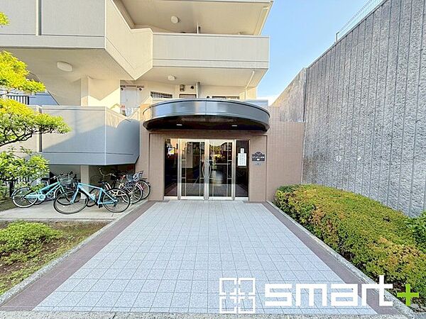 エントランスを拡大表示