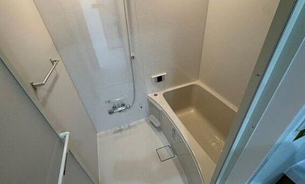浴室を拡大表示