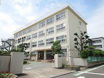 岡山市立岡山中央中学校岡山市立岡山中央中学校 1320m