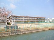 倉敷市立庄中学校倉敷市立庄中学校 742m