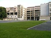 中学校まで7分です。勉強に部活に忙しい中学生には何よりの近さ♪ますます充実の学校生活になりそう♪