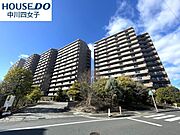 ◇外観◇地下鉄鶴舞線・名鉄犬山線「上小田井」駅より徒歩12分の好立地。オートロック・宅配ボックス付きマンションですので防犯面でも安心です。mozoワンダーシティ隣接で便利性良好です。