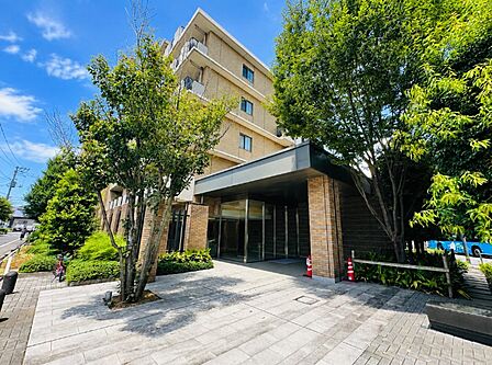 都心へダイレクト。千歳船橋駅4分の好立地。