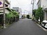 外観：前面道路1