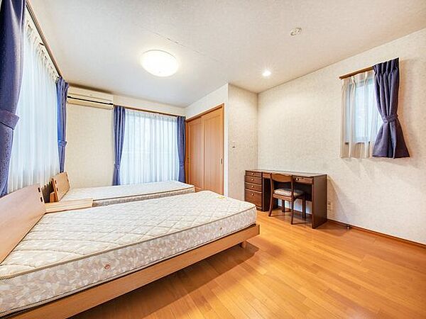 寝室を拡大表示