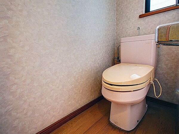 トイレを拡大表示