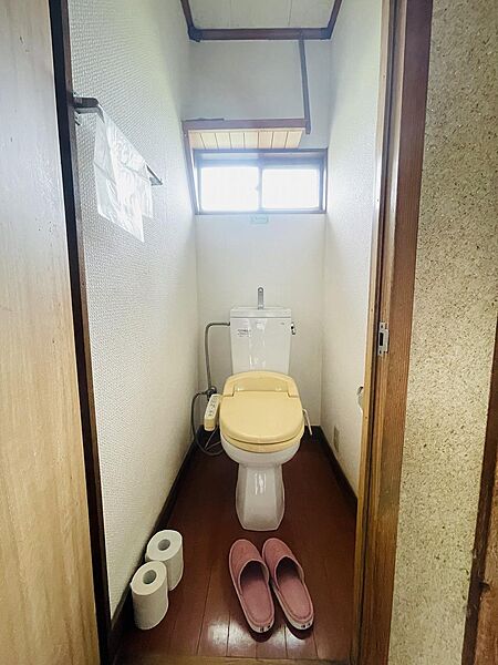 トイレを拡大表示