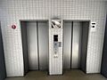 エレベーターが...