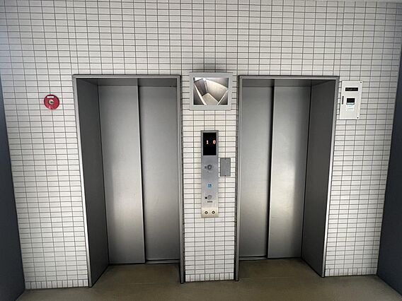 エレベーターが...