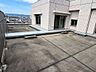 バルコニー：ルーフバルコニーは南西側をぐるっと見渡せます！