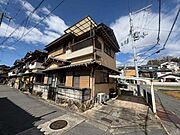 帰宅するとほっとする、優しい色味とデザイン性溢れる外観♪