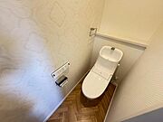 1階トイレです♪