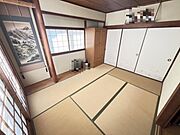 リビングからつづく和室空間。