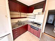 部屋角に設けられたコンパクトな作りです！
