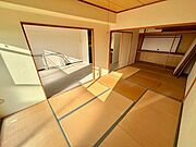 続き間となっており、多用途にお使いいただけます！