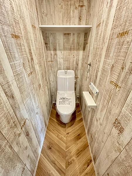 トイレを拡大表示