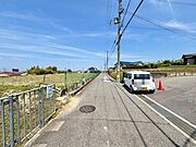 南東側道路は道幅約4.65ｍ！