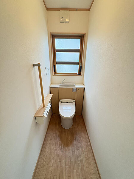 トイレを拡大表示