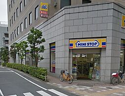 【コンビニエンスストア】ミニストップ　板橋区役所前店まで247ｍ