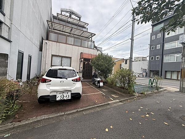 駐車場を拡大表示