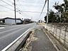 外観：前面道路含む現地写真