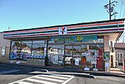 セブン-イレブン 蓮田西新宿1丁目店★駐車場完備★24時間営業のコンビニエンスストアです。店内にはATMが設置されており、各種金融サービスの利用が可能です。 380m