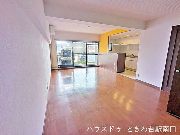 室内を拡大表示