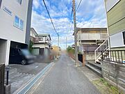 前面道路を含む現地写真 