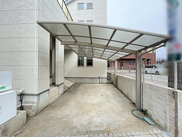 駐車場を拡大表示