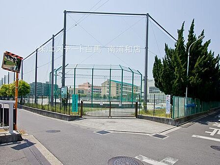 さいたま市立大谷場中学校(730m)