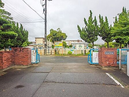 さいたま市立宮前小学校（430m）