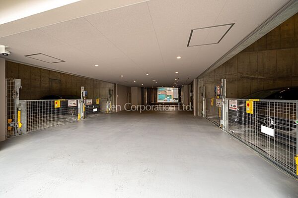 駐車場を拡大表示