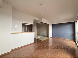 ラフォーレ三郷弐番館 2階2LDKのリビング/ダイニング