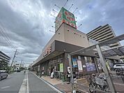 ライフ　鶴見今津北店まで1200メートル