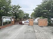 伊丹市立西中学校まで1000メートル