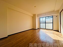 JR阪和線 和泉砂川駅 徒歩8分の賃貸マンション 1階3LDKのリビング/ダイニング