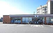 セブンイレブン松阪荒木町店 650m
