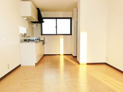 鎌田旭ハイム 205 2階3LDKのリビング/ダイニング