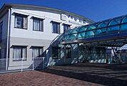伊勢中川駅 550m